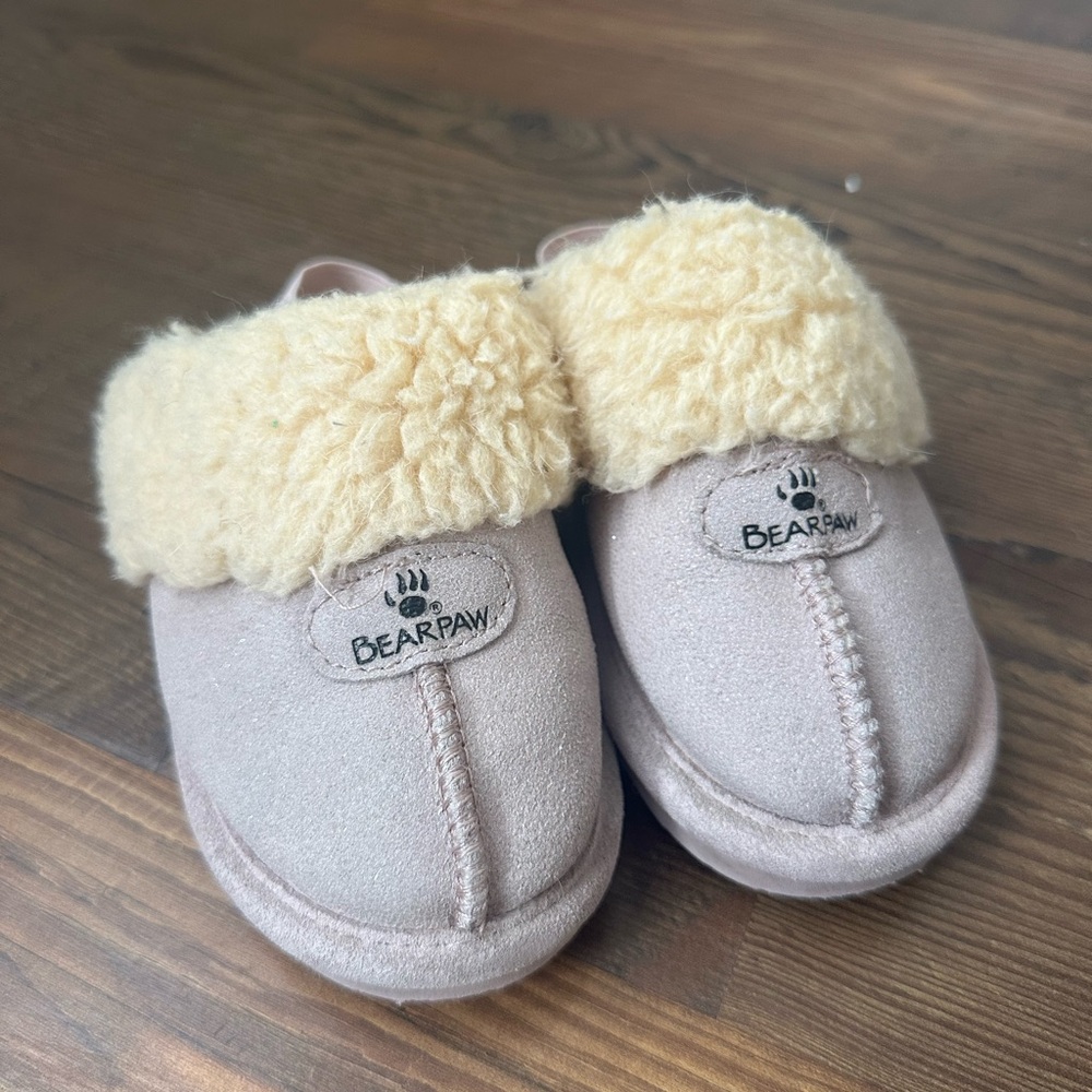 BearPaw Little Girl Sparkly Furry Slipper Slides